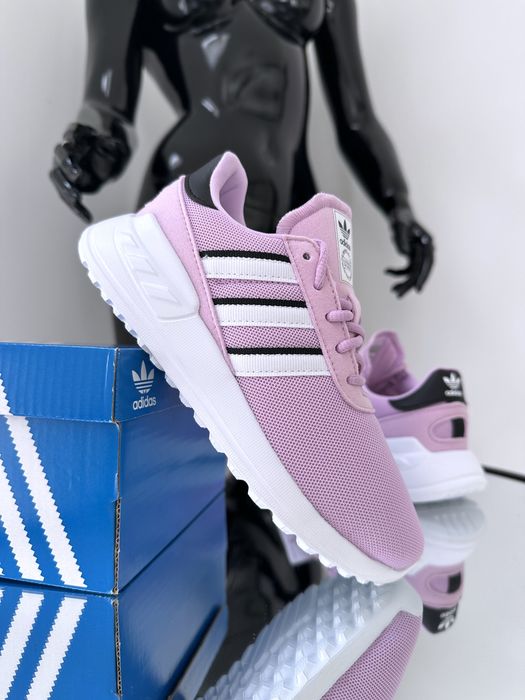 Легкие кроссовки детские Adidas LA Trainer 28р