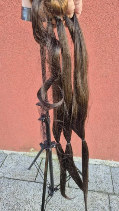 Peruka doczepiane włosy mam 2 takie zestawy po 3 wiązanki i mały wlos