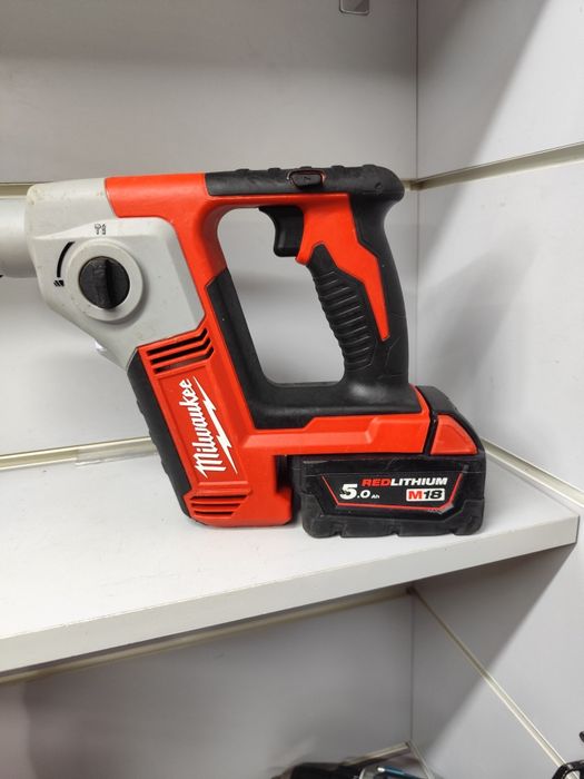 Milwaukee M18 BH акумуляторний перфоратор Мілвоке оригінал