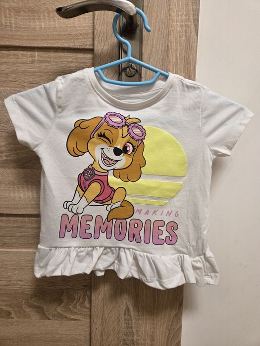 Biały t-shirt bluzka na krótki rękaw Psi patrol Skye napis Making memories