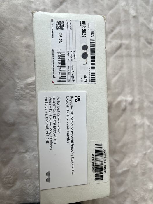 Okulary przeciwsłoneczne PRADA – model PR 56ZS