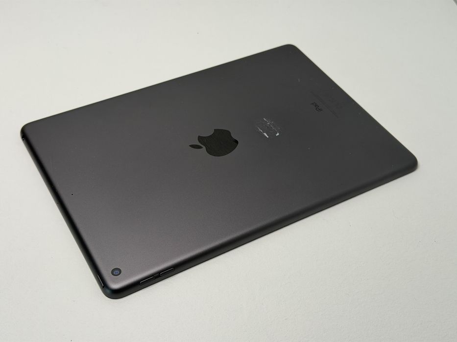 iPad 9. gen. (A2602) - 64GB - faktura VAT 23%