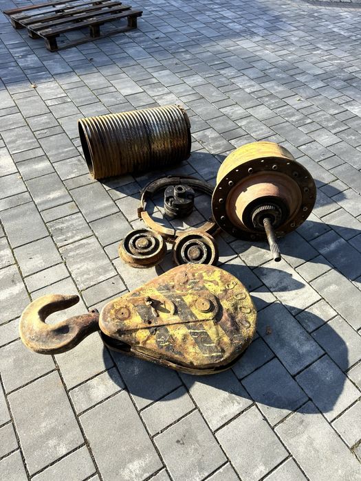 Elektrowciąg Balkancar Bułgar 8 ton części suwnica Zremb