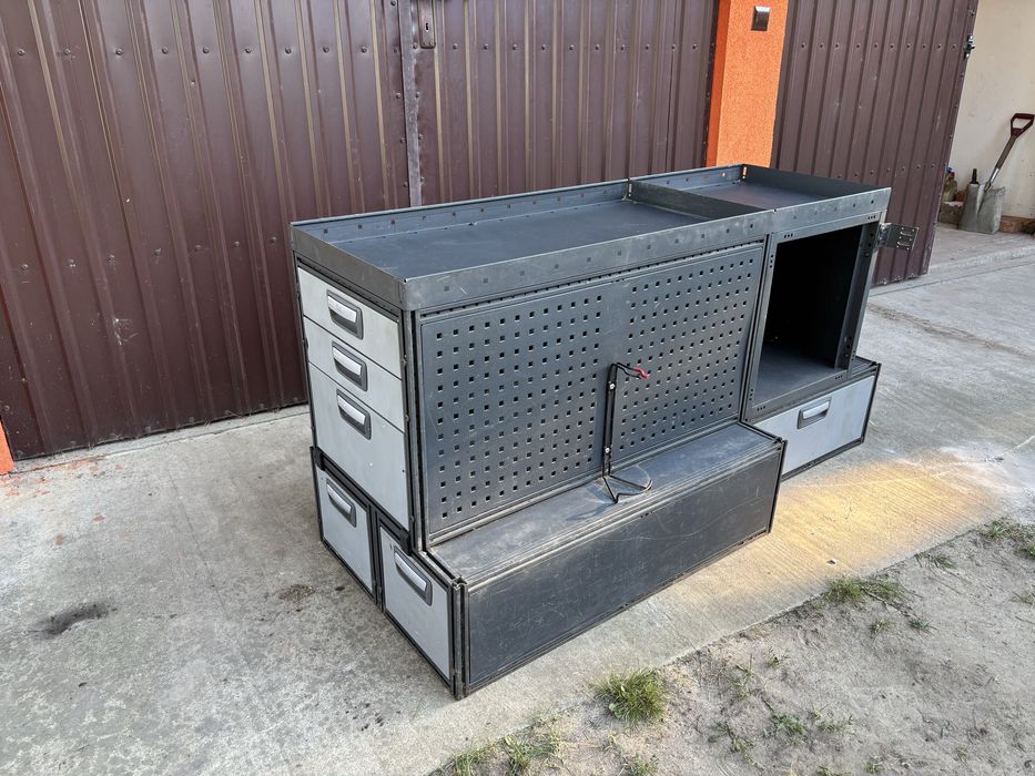 Zabudowa do busa MODUL  SYSTEM