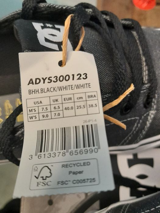 DCSHOECO nowe z metką