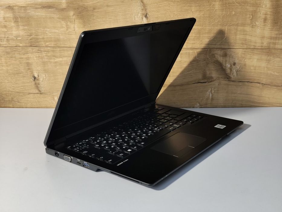 Потужний ноутбук 23 року Японія/14" FHD ips/i5-10 gen/8 ОЗП/256 SSD/