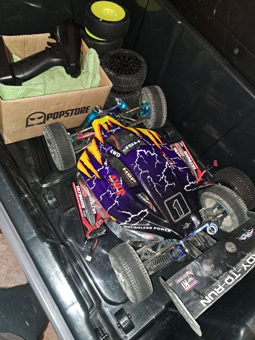 Carrinho telecomandado hsp