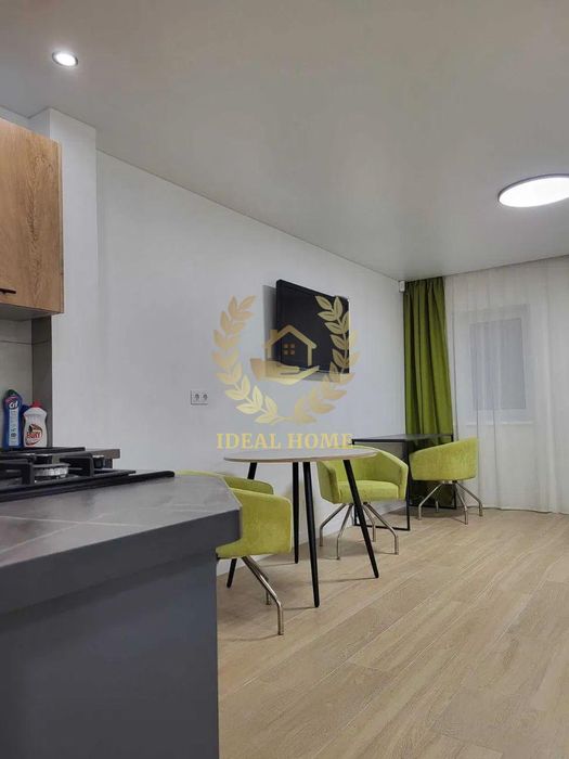Продам будинок 3 кімн, 176.3/50.6/40 м², 5 соток, Погреби