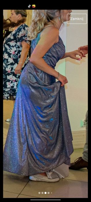 Długa sukienka z rozcięciem, wiązana na szyi, idealna na wesele, XS