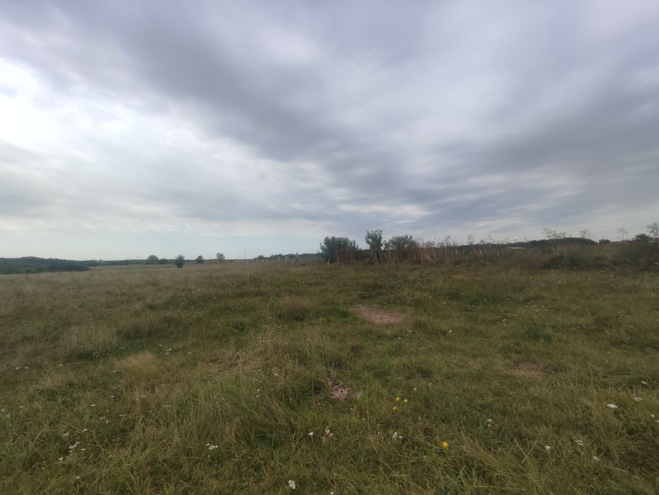 Продаж земельної ділянки під житлову забудову