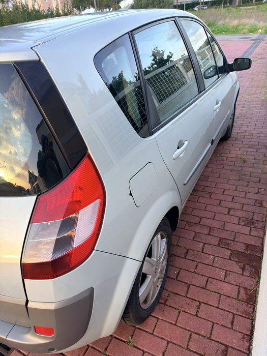 Renault Scenic II 1.5 dCi (2004) – Fiável, Económico e c/ Pneus Novos