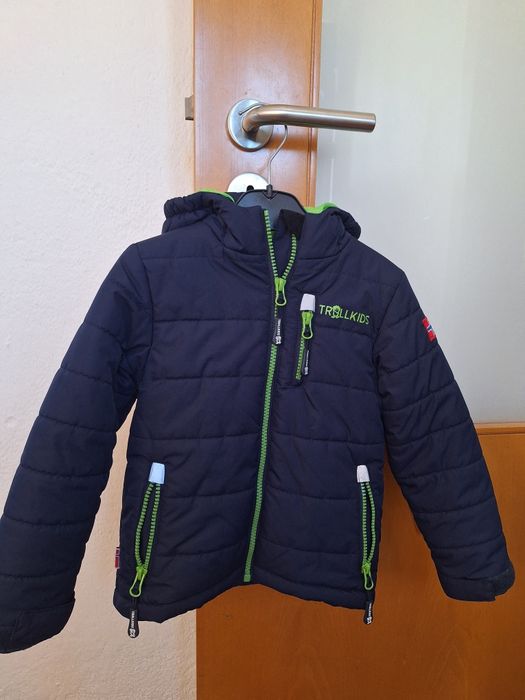 Vende-se casaco menino