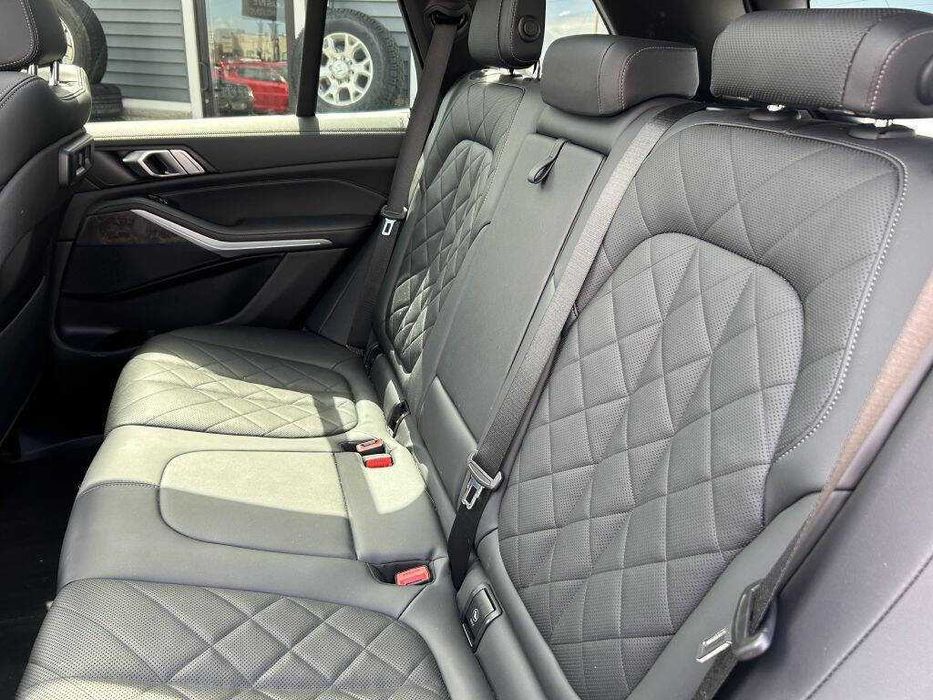 BMW X5 xDrive40i 2023 — современный премиум SUV