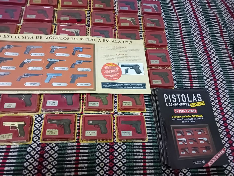 Collection of 54 Pistol Replicas at Scale 1:2.5