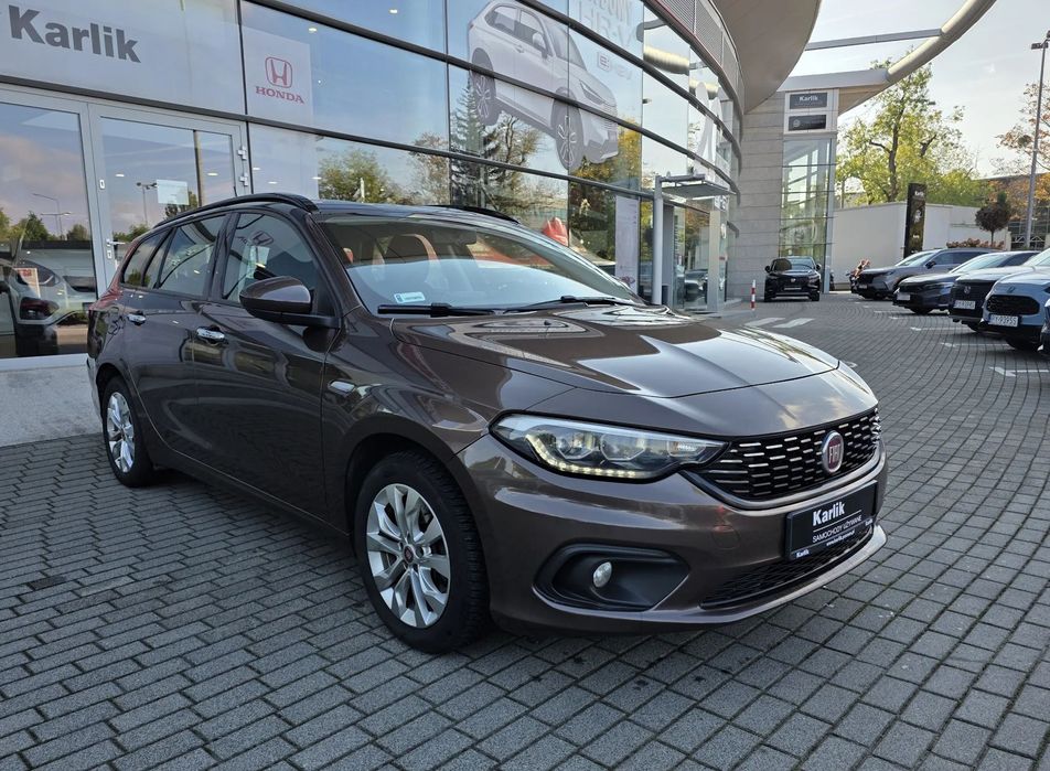 Fiat Tipo Fiat Tipo 1.4 16v Lounge EU6d +LPG    Dealer  Karlik Poznań