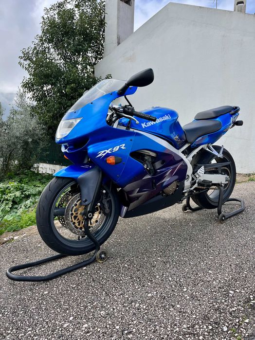 KAWASAKI NINJA ZX9R 1999