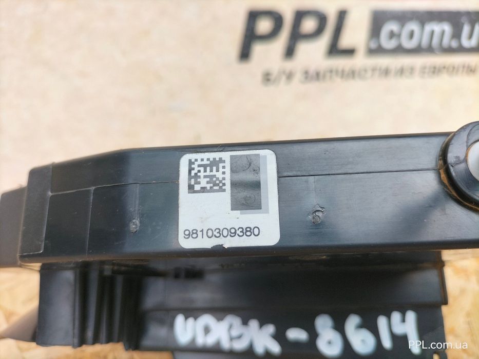 Peugeot 308 II 2013-2021 замок двери передней правой 7 pin 9810309380