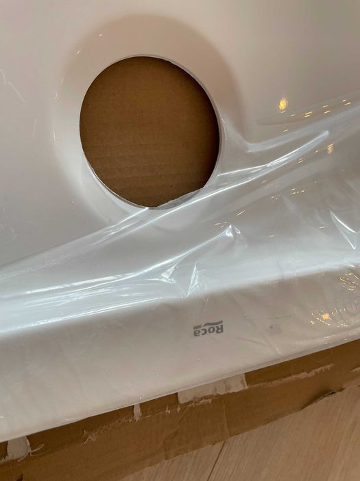 Brodzik Roca GRANADA FLAT 120x90 z syfonem – płaski i stylowy