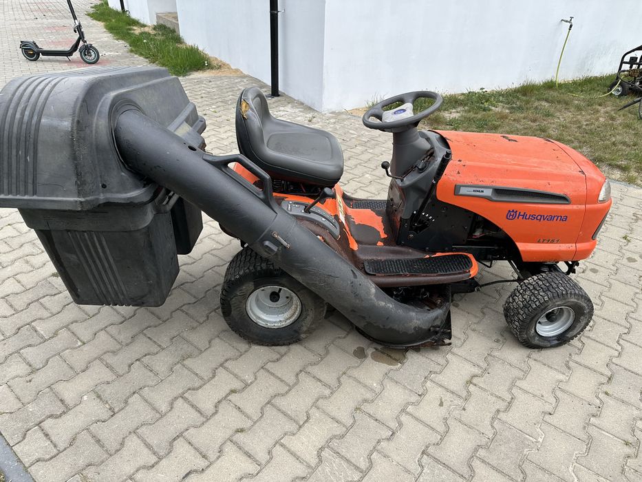 Kosiarka traktorek Husqvarna LT 151 kosz 2005 r. silnik 17 HP kohler