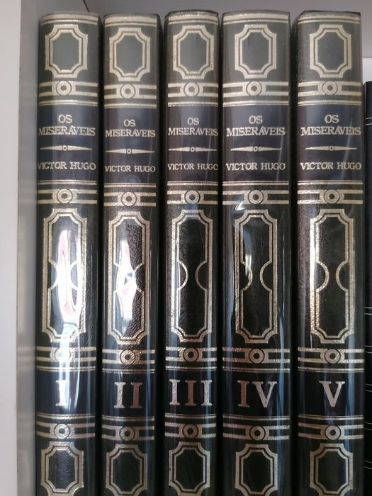 Coleção "Os Miseráveis" de Victor Hugo