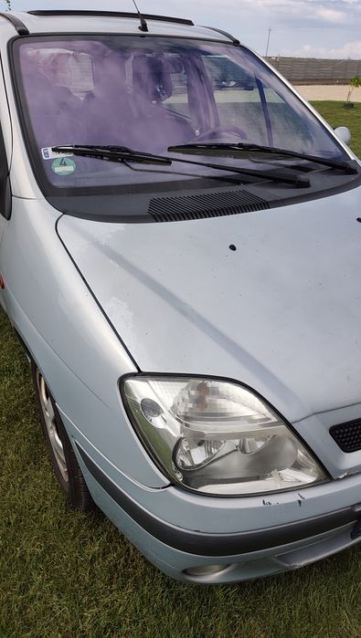 Renault Scenic..