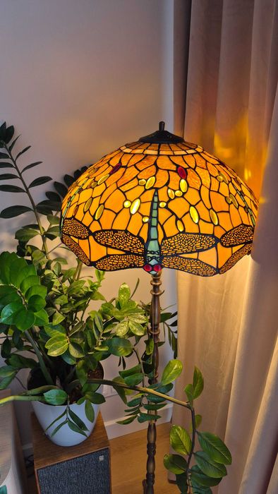 Lampa stojąca witrażowa w stylu Tiffany