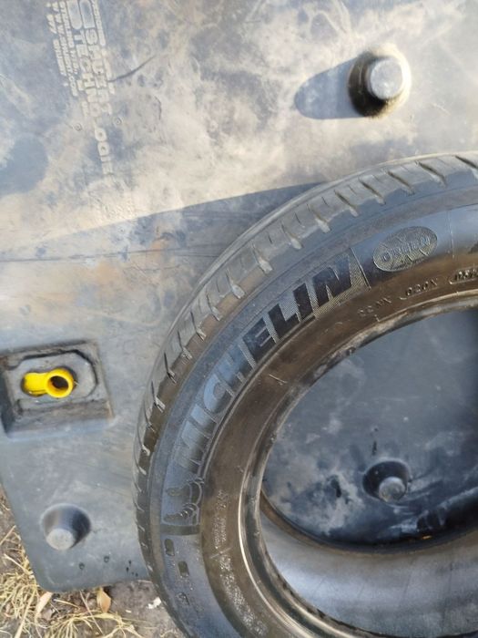 Продам шины Michelin Energy XM 2 185/65 R15