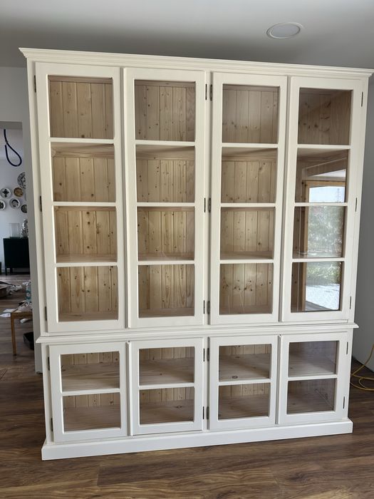 Armarios louceiros vintage! Iluminados e de varias cores…