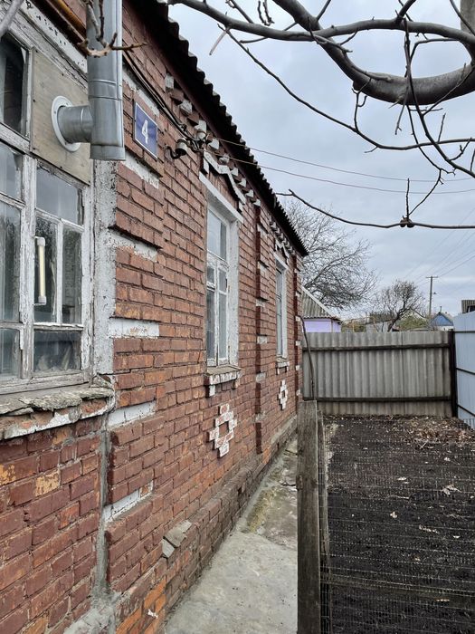 Продам 2 части дома в Тарановке