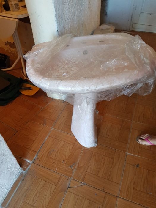 Louça de casa de banho