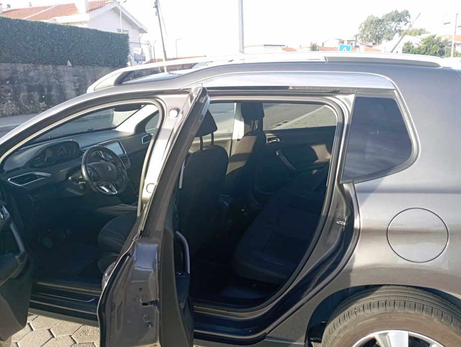 Peugeot 2008 2016 — photo 4