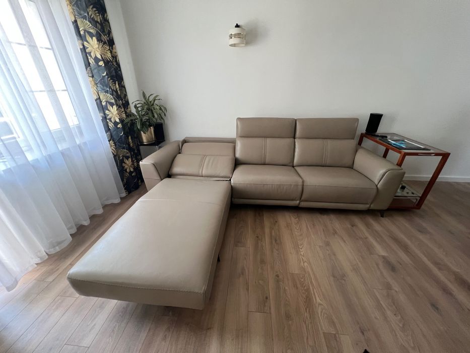 Skórzany narożnik Bostonsofa Milano elektrycznie rozkładany Nowy