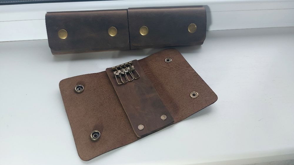 Шкіряні ключниці