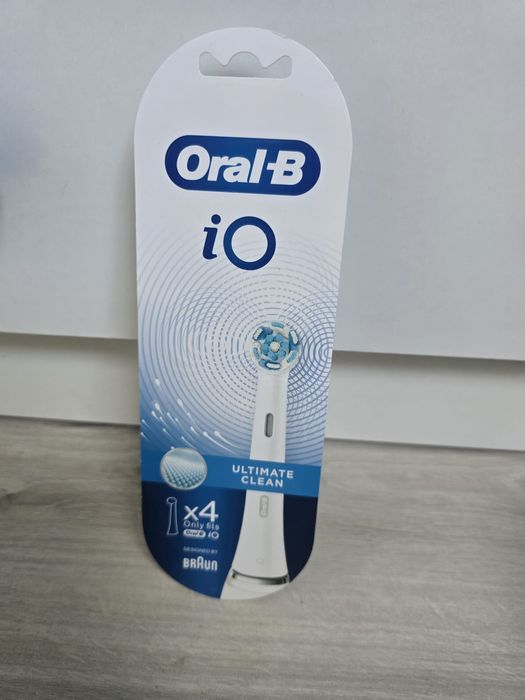 Końcówki do szczoteczki Oral B iO Ultimate Clean 4 szt
