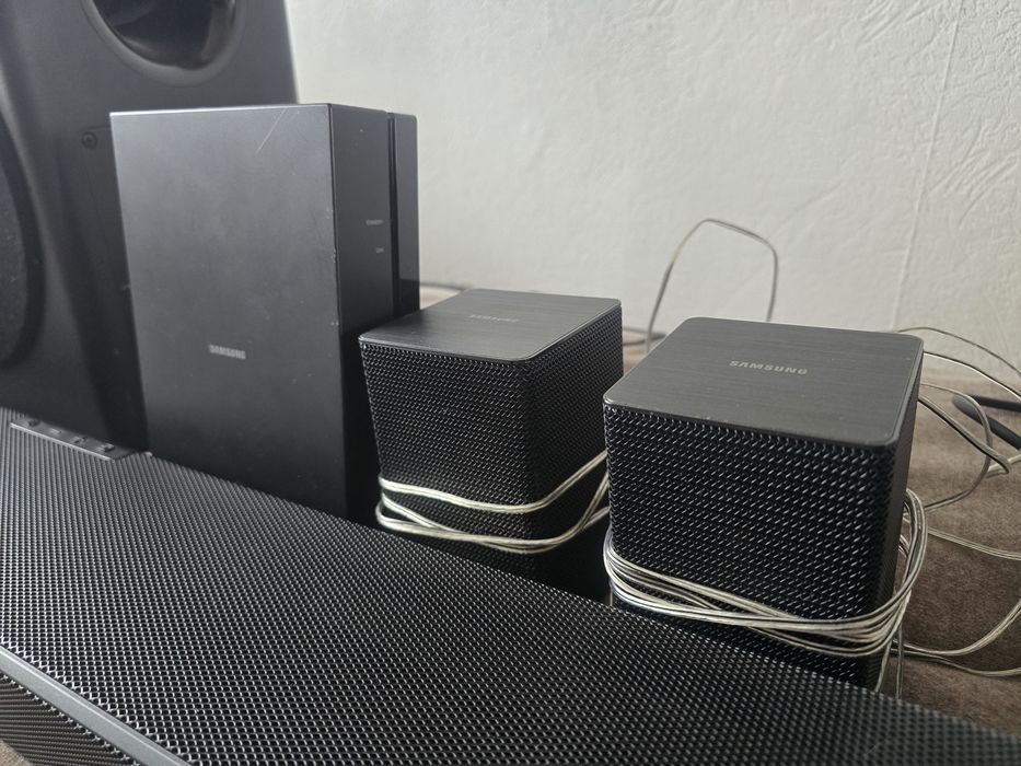 soundbar samsung hw-q60t + satelity