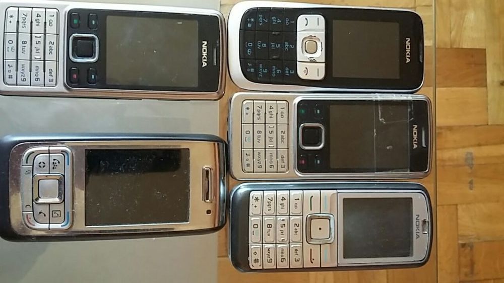 Sprzedam telefony 12 sztuk