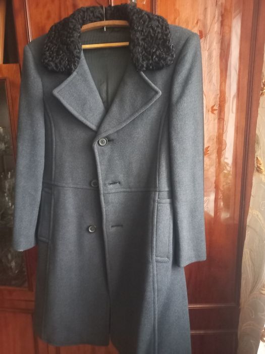 Зимове чоловіче пальто б/у
