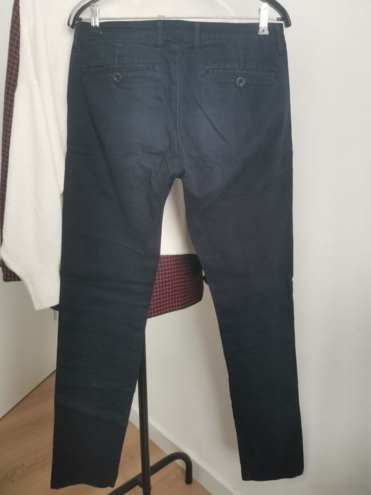 Granatowe męskie spodnie chino Cross Jeans