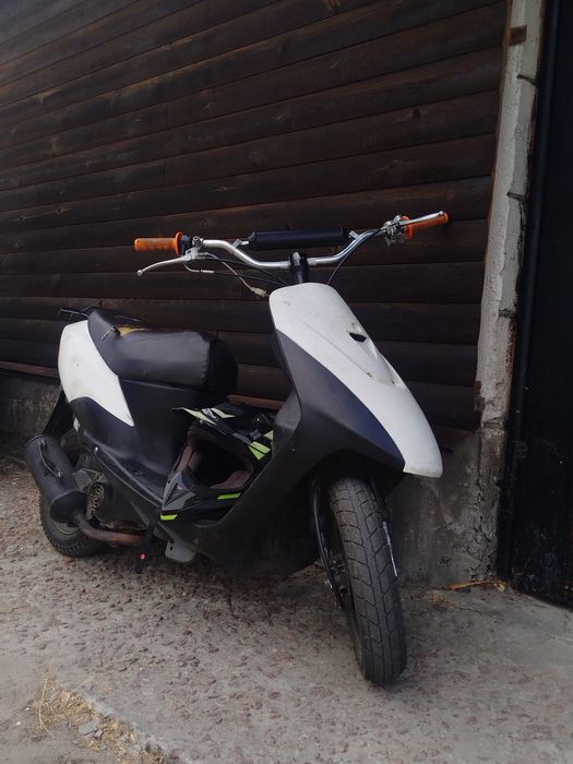 Suzuki lets 2 new