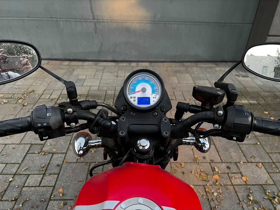 Barton Café Racer na kat. AM