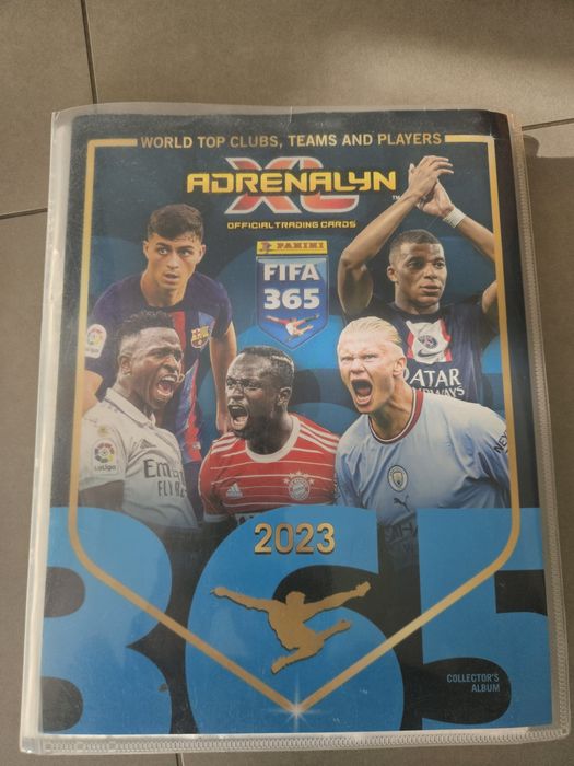 Album Panini Fifa 365 Adrenalyn XL 2023 + 180 extra