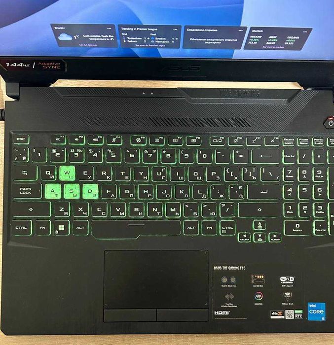 ноутбук геймерський в ідеальному стані