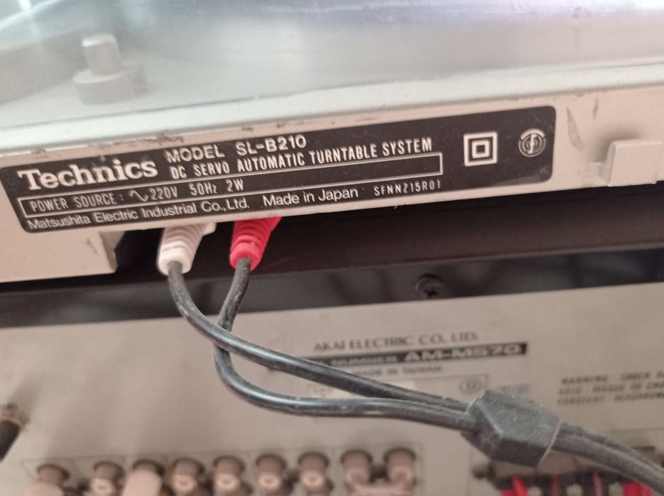 Програвач платівок Technics SL-B210 (програвач вінілу) made in Japan .