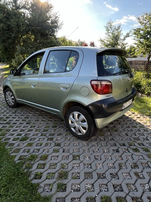 Toyota yaris 2002