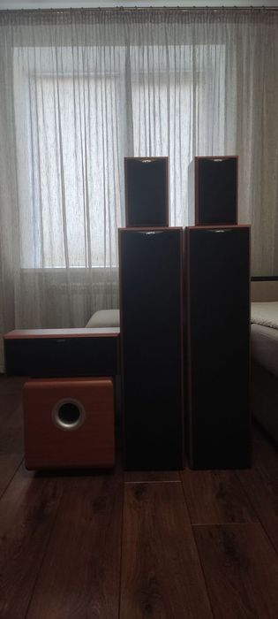 Акустична система Jamo 5.1 (E350 + E3 + E3CEN + E3SUB) | Данія