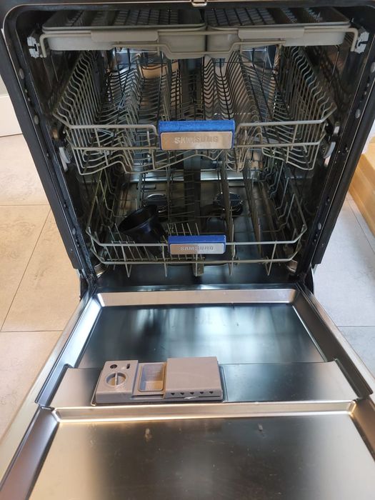 Zmywarka Samsung DW-BG970B do zabudowy