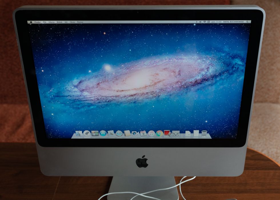 KOMPUTER stacjonarny APPLE iMac 7,1 + klawiatura + mysz- stan idealny!