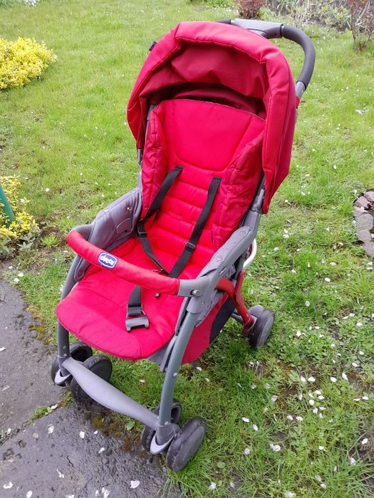 Дитяча прогулянкова коляска chico