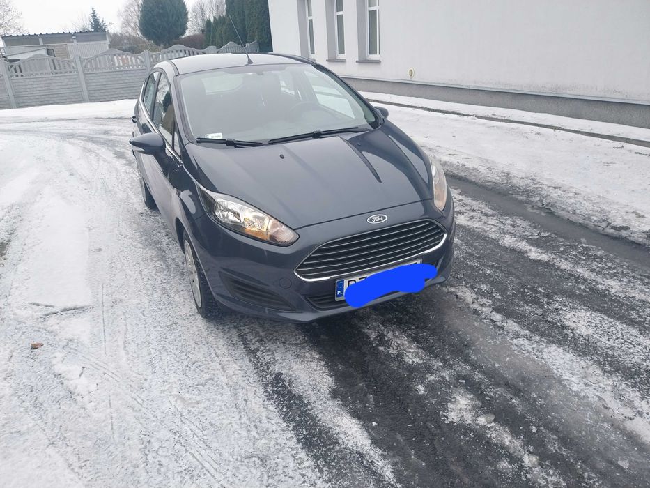 Samochod osobowy ford fiesta mk7