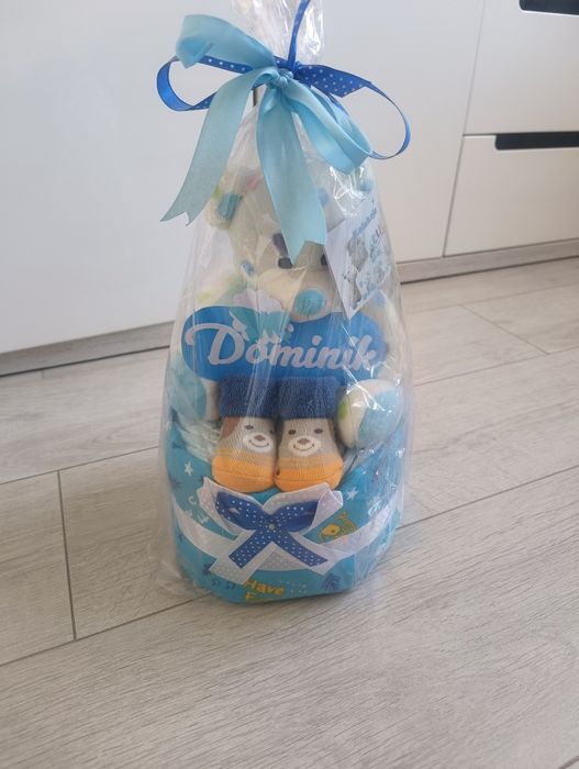Tort z pampersów dla dziecka